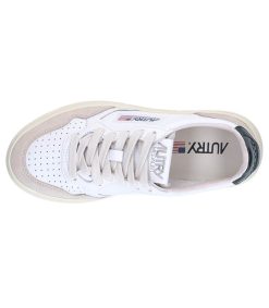 New Autry Baskets Medalist Low En Daim Et Cuir Blanc Et Mount