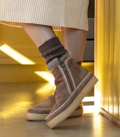 Best laidback london Boots Setsu Crochet Crepe Suede Camel/Beige