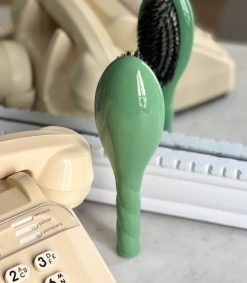 Wholesale La Bonne Brosse Petite Brosse N.01 L'Universelle Vert Amande